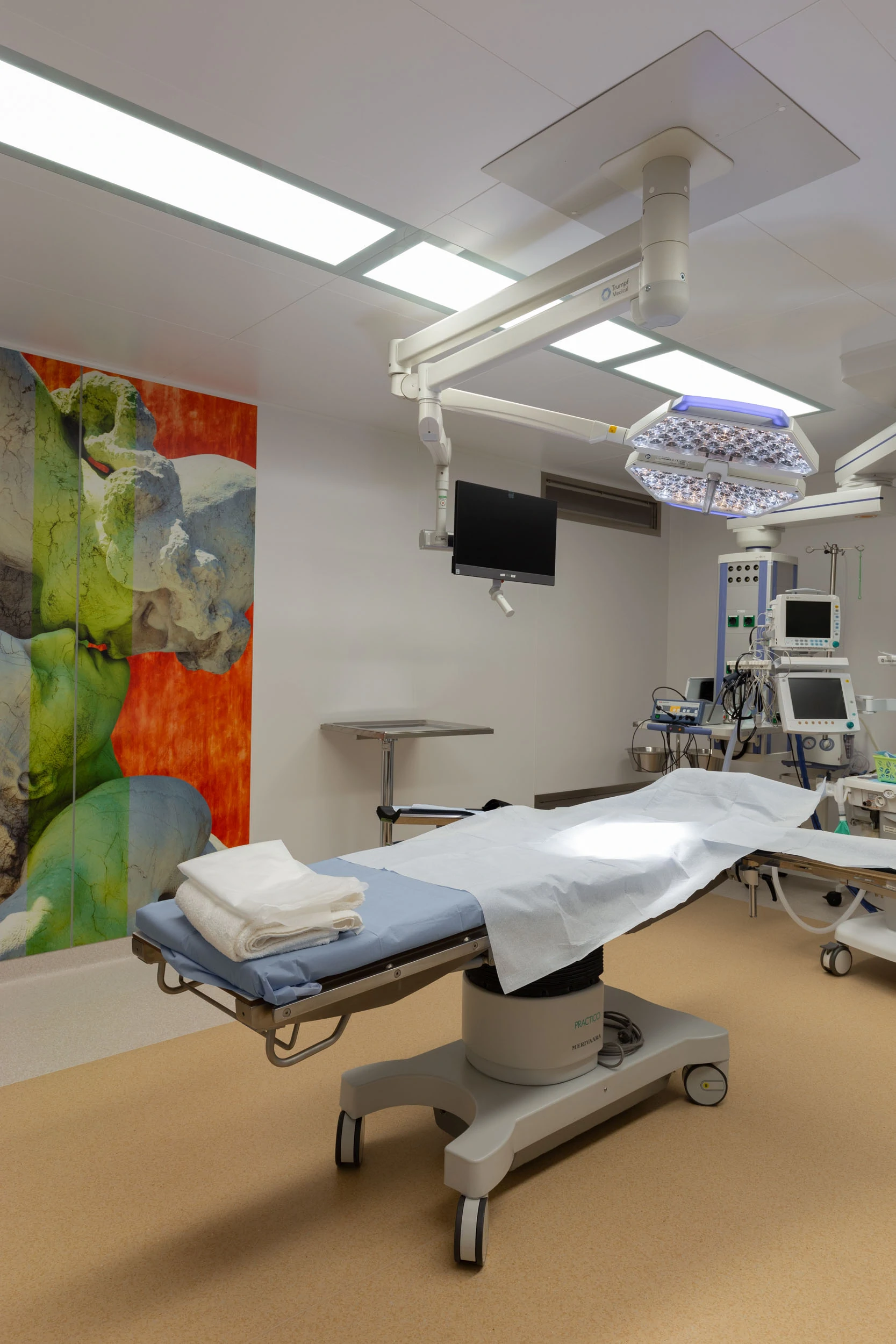Dr Tiia Tamme clinic | operating room